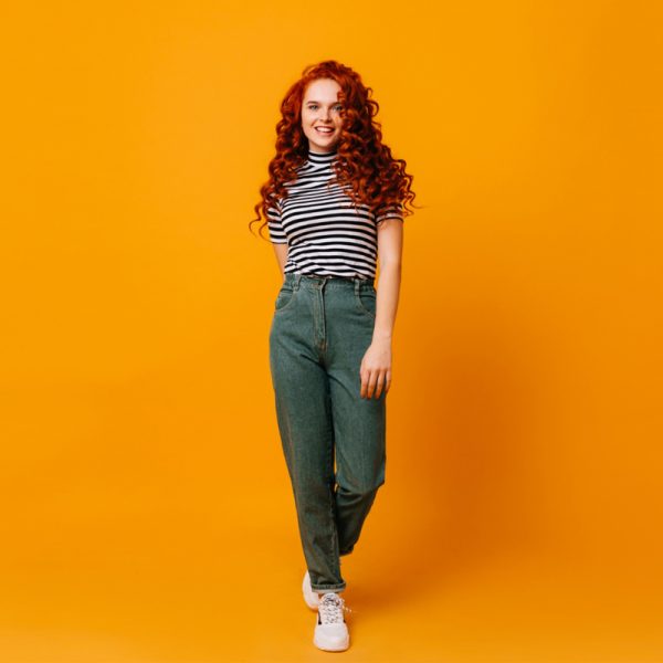 Calça Gucci, cigarrete, jeans escuro